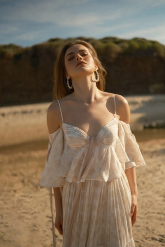 Rish Bridal Number One Paisley Print #4 frontface vertical cropped thumbnail