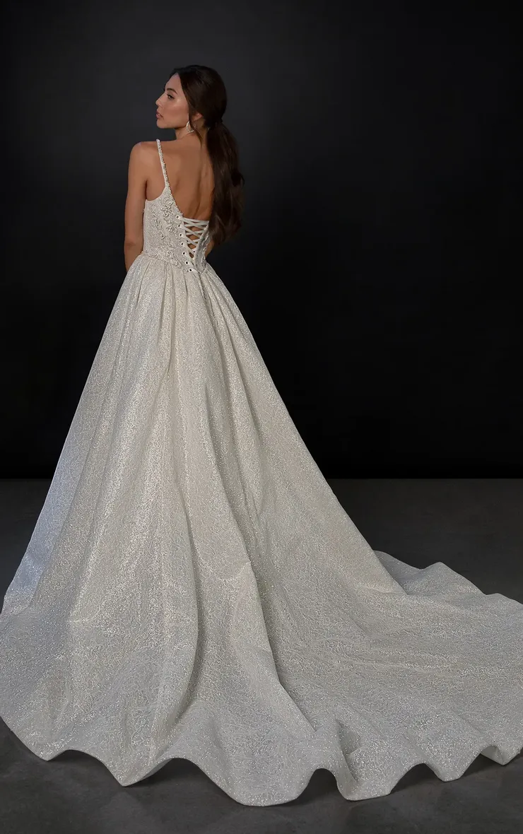 Martina Liana Backface Thumbnail Image