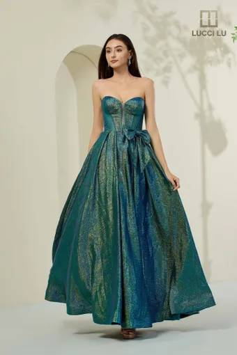 Luccilu 1481 #0 default frontface vertical thumbnail