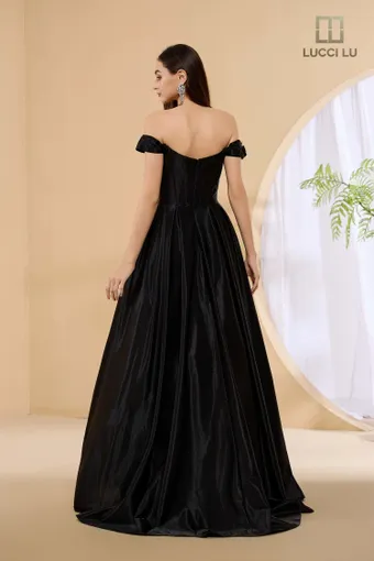 Lucci Lu Style #1472 $5 default backface vertical thumbnail