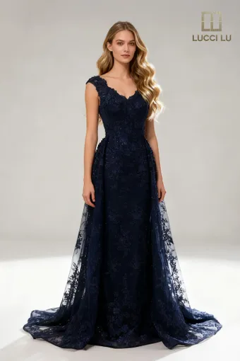 Lucci Lu Style #6063 $0 default frontface vertical thumbnail