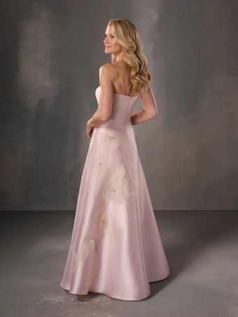 Christina Wu Elegance 17242 #0 thumbnail