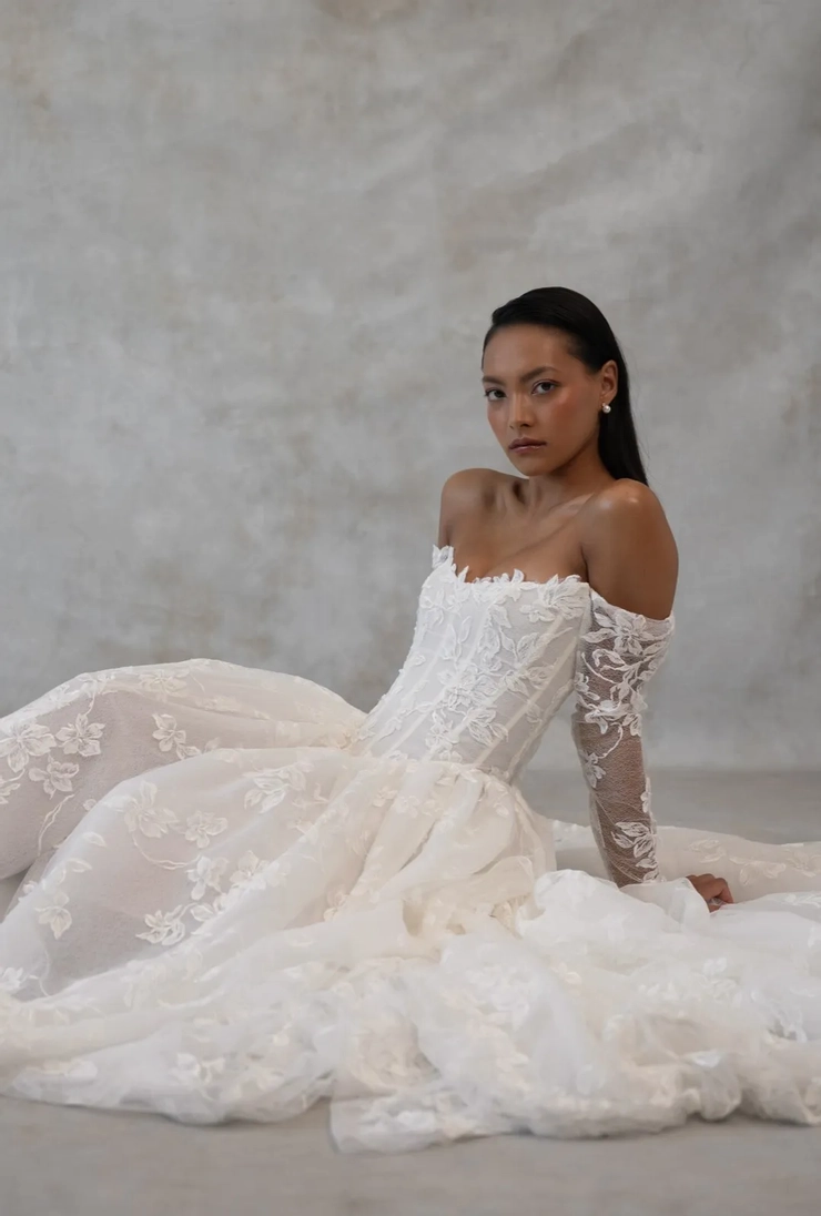 Jenny Yoo Phoebe 126614B #4 frontface vertical cropped picture