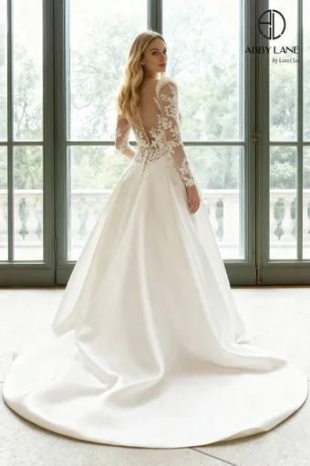 Abby Lane Style #97383 #1 default backface vertical thumbnail