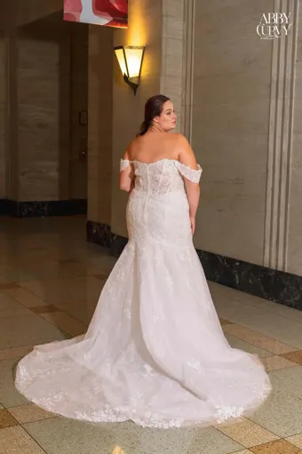 Abby Curvy Style #97372C $3 default backface vertical thumbnail