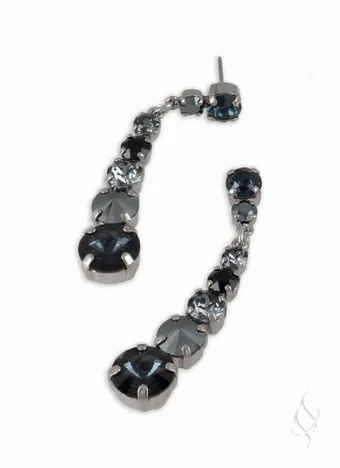 Stefanie Somers Style #Adrienne $5 vertical thumbnail