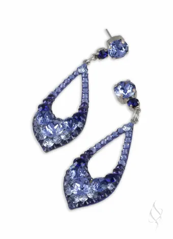 Stefanie Somers Style #Elissa $3 vertical thumbnail