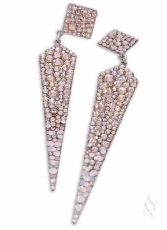 Stefanie Somers Style #Dalton $21 vertical thumbnail