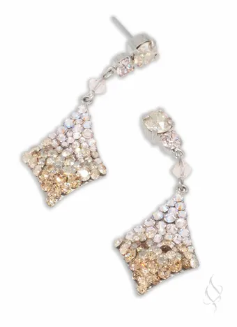 Stefanie Somers Style #Kendra $8 vertical thumbnail