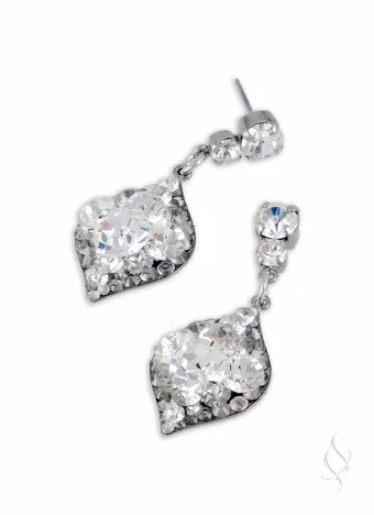 Stefanie Somers Style #Minsk $3 vertical thumbnail