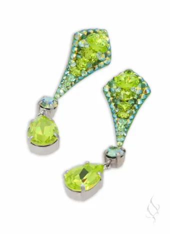 Stefanie Somers Style #Rey $7 vertical thumbnail