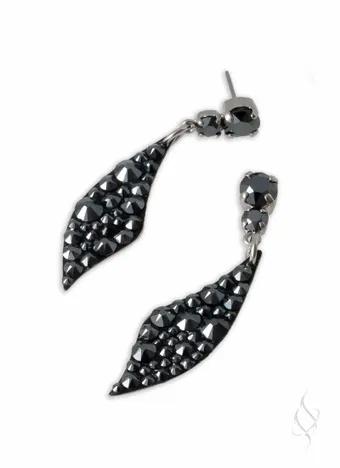 Stefanie Somers Style #Sabre $13 vertical thumbnail