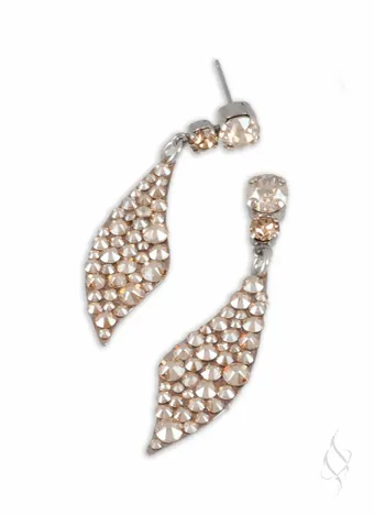 Stefanie Somers Style #Sabre $5 vertical thumbnail