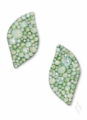 Stefanie Somers Style #Halle $5 vertical thumbnail