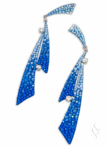 Stefanie Somers Style #RUMER #1 vertical thumbnail