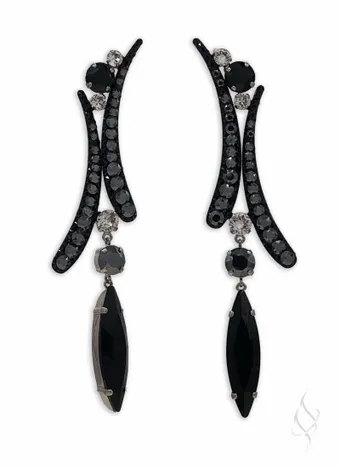 Stefanie Somers Style #Sylvia $3 vertical thumbnail