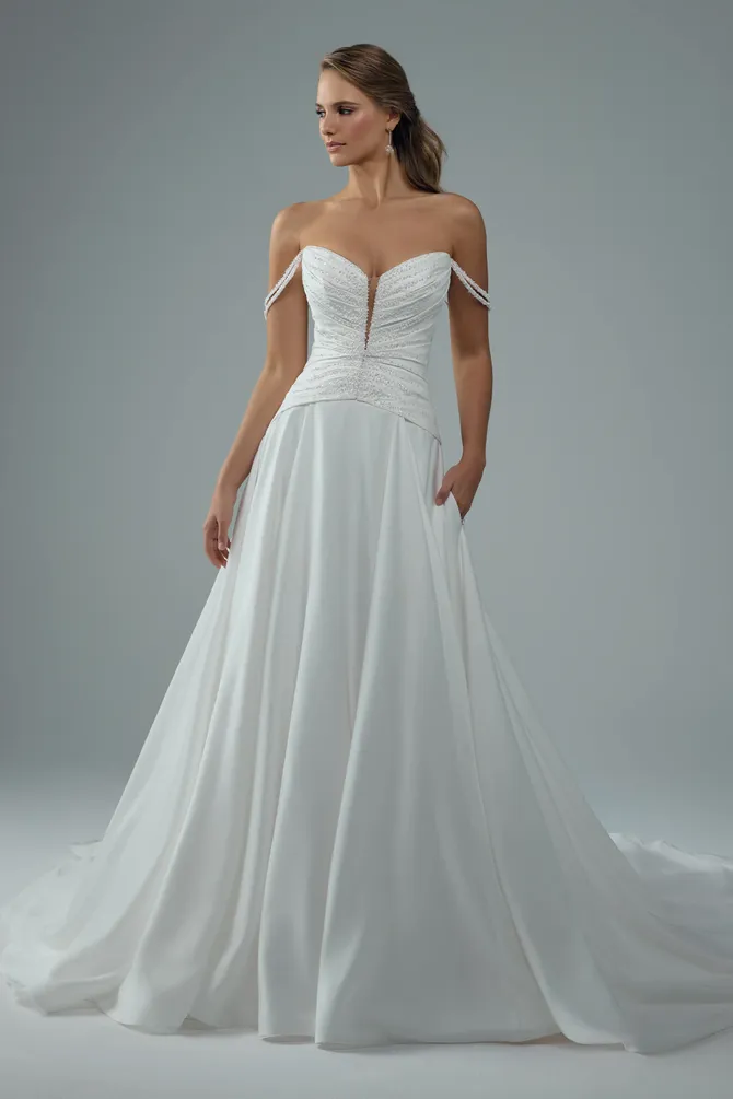 プロフ見て→sophia y3227_ivory_a.670.webp