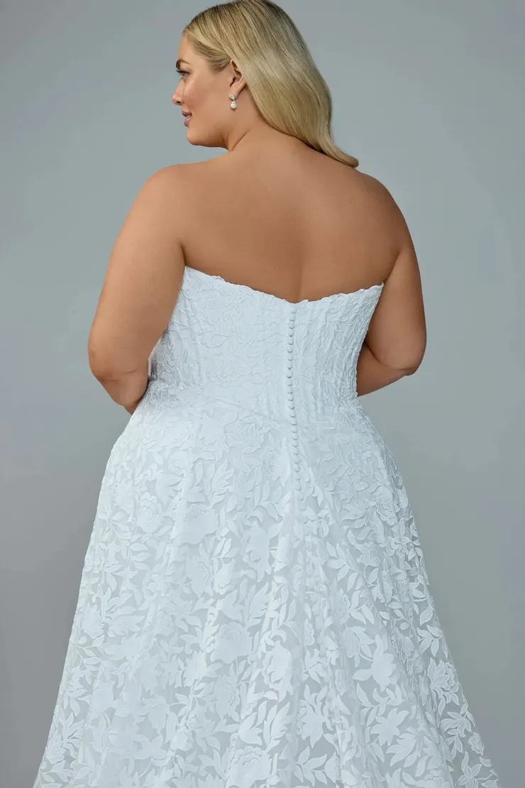 Sophia Tolli Y3229 #10 backface vertical cropped picture