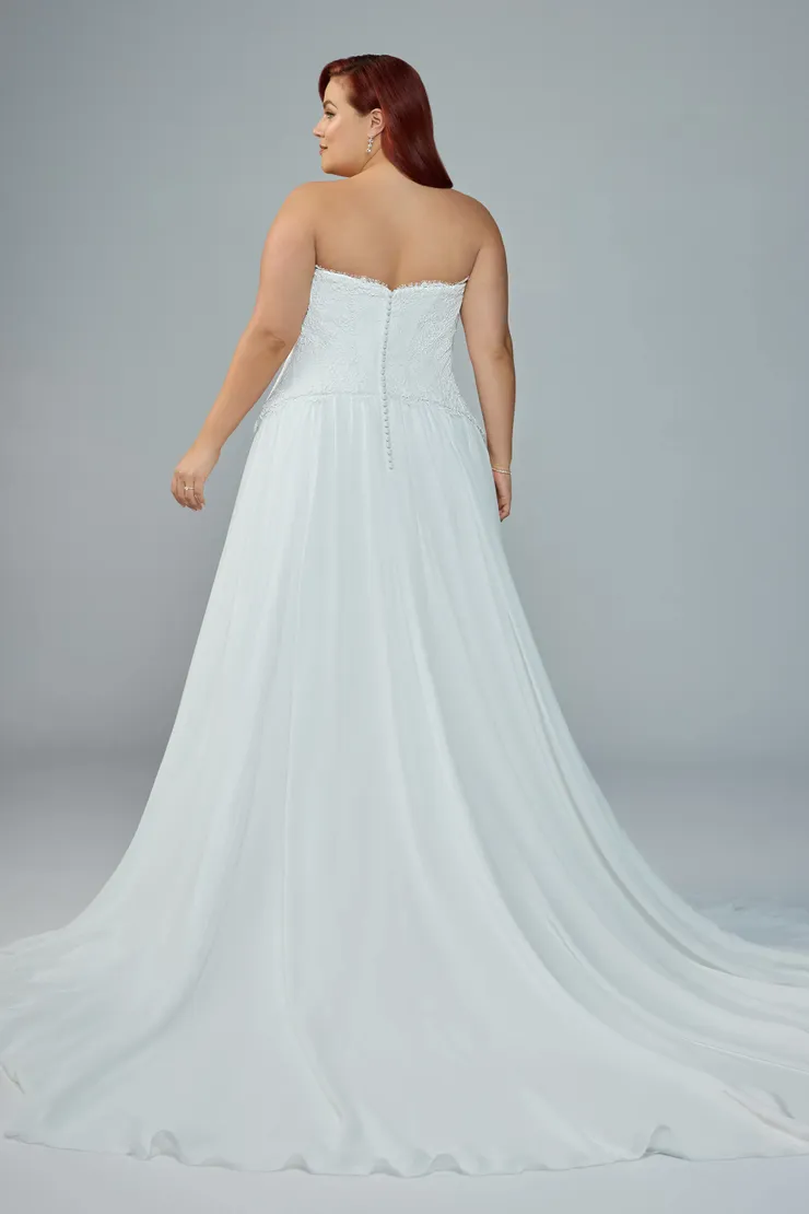 Drop Waist Wedding Dress with Tulle Skirt Lyla Thumbnail Image