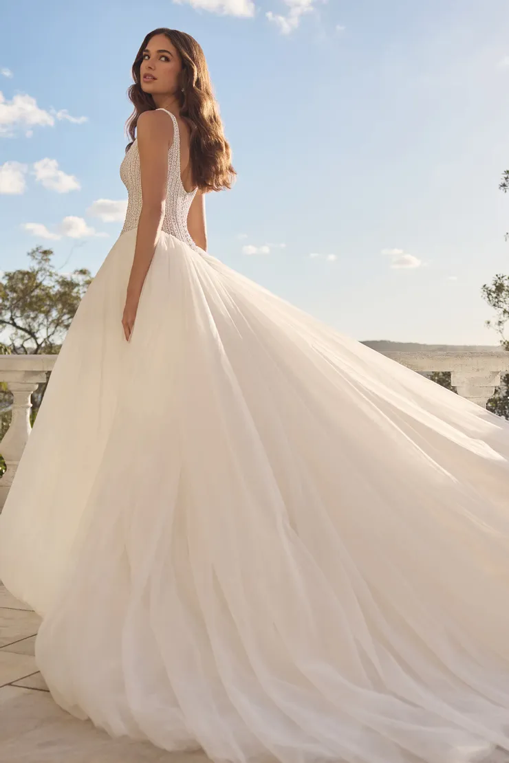 Sophia Tolli Première Backface Thumbnail Image