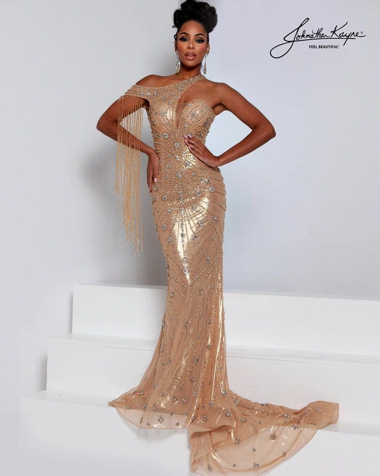 Johnathan Kayne Style #3320 #1 frontface vertical picture