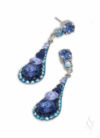 Stefanie Somers ANDIE #8 vertical thumbnail