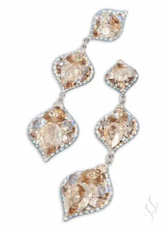 Stefanie Somers VIVICA #9 vertical thumbnail