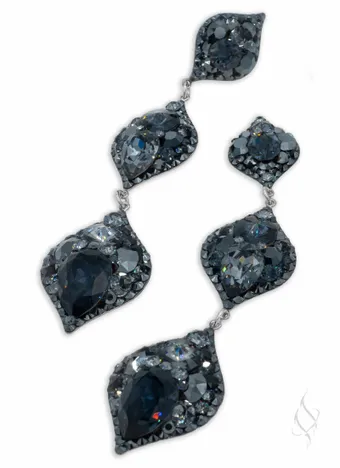 Stefanie Somers VIVICA #11 vertical thumbnail