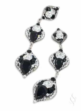 Stefanie Somers VIVICA #3 vertical thumbnail