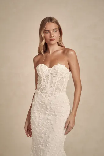 MWL Posie #3 frontface vertical cropped thumbnail