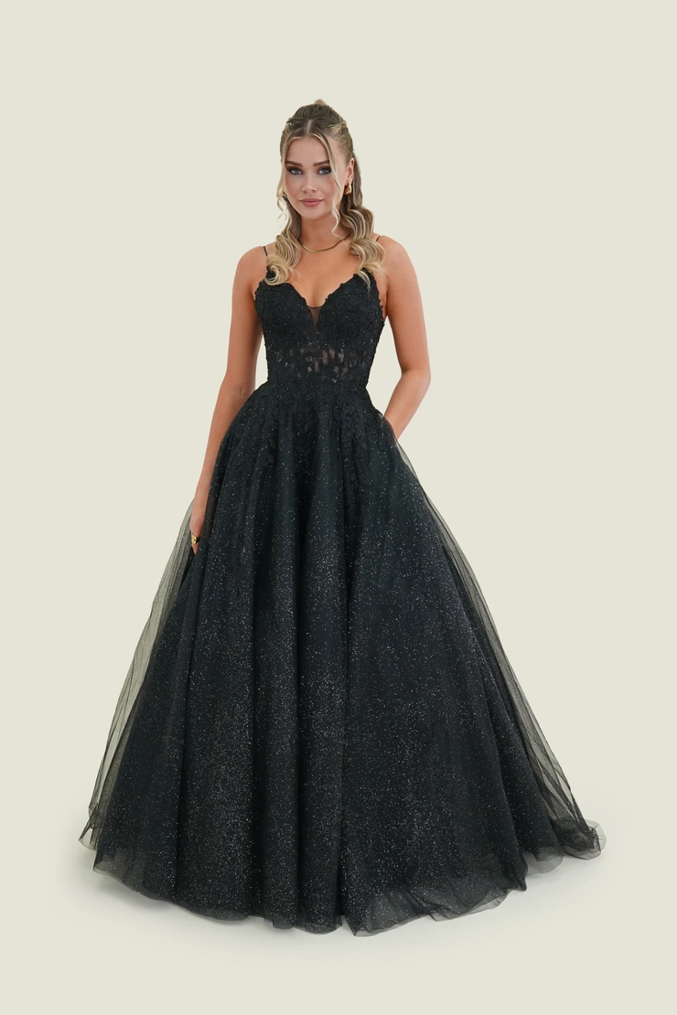 Vogue Prom Style: 7802 Default Thumbnail Image