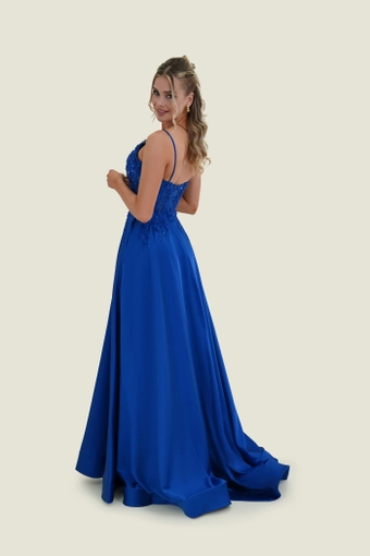 Vogue Prom Style: 7804 #4 default backface vertical thumbnail