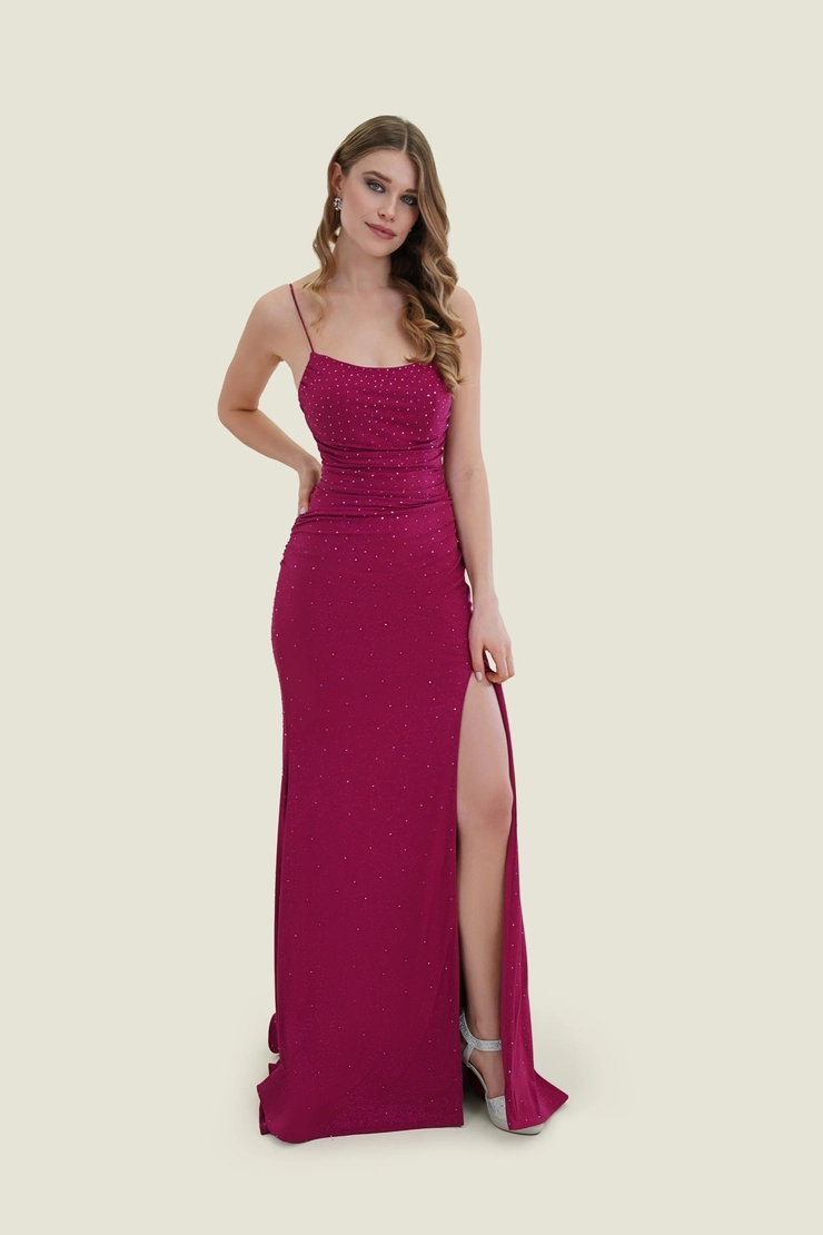 Vogue Prom Style: 7816 Default Thumbnail Image