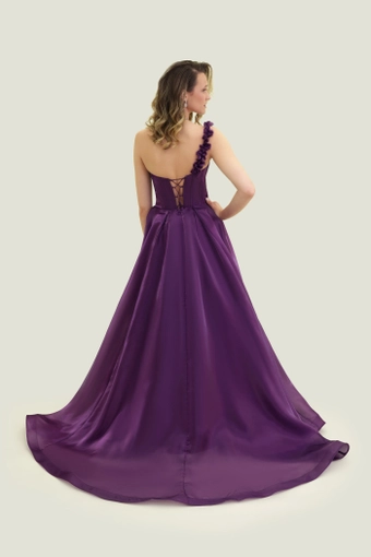 Vogue Prom 7833 #2 default backface vertical thumbnail