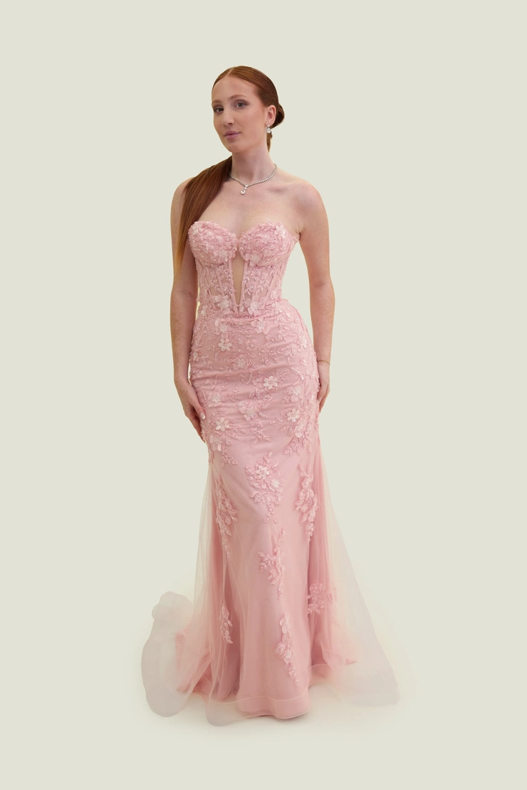 Vogue Prom 7835 Default Thumbnail Image