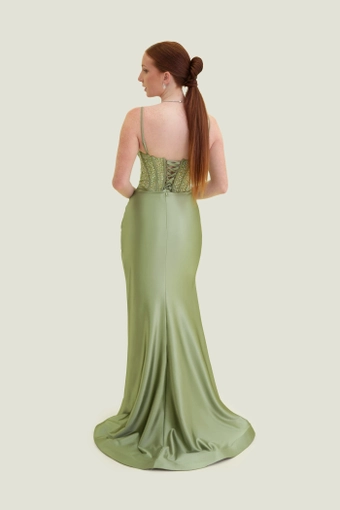 Vogue Prom 7846 #2 default backface vertical thumbnail
