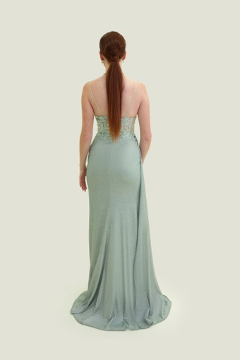 Vogue Prom 7849 #1 default backface vertical thumbnail