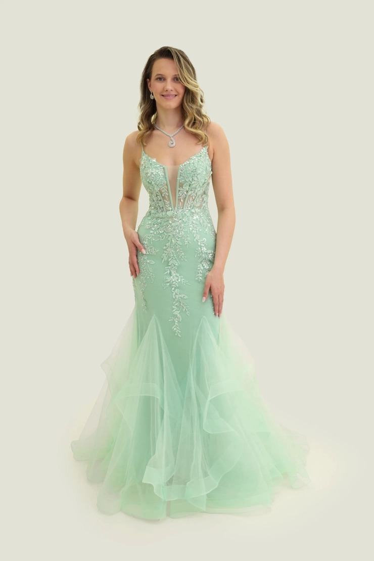 Vogue Prom 7850 Default Thumbnail Image