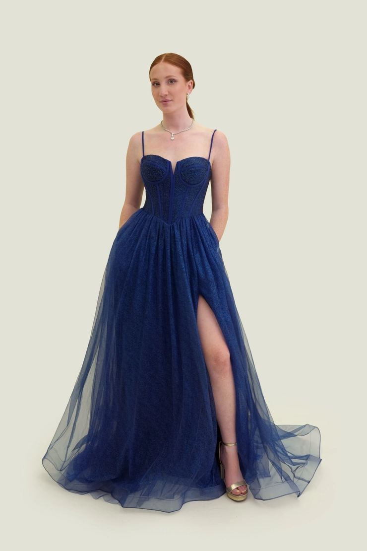 Vogue Prom 7859 Default Thumbnail Image