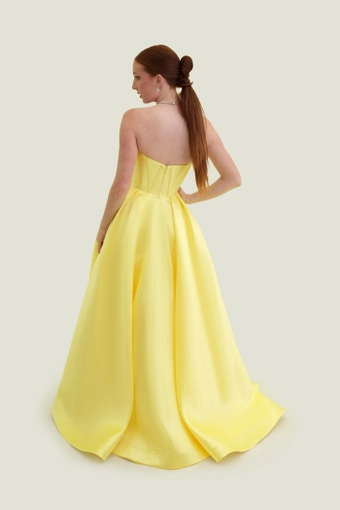 Vogue Prom 7864 #1 default backface vertical thumbnail