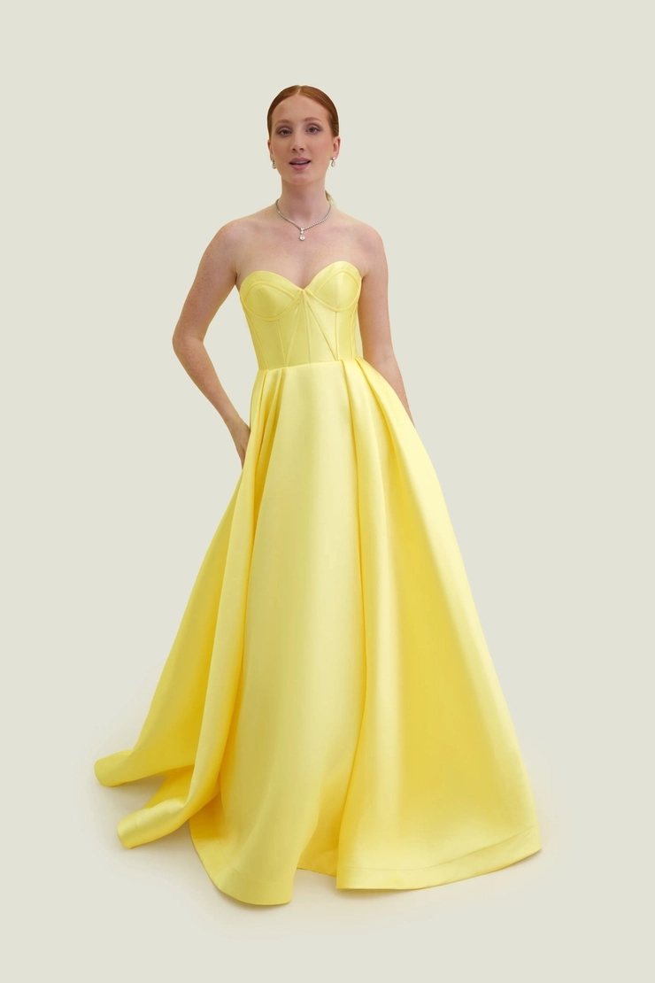 Vogue Prom 7864 Default Thumbnail Image