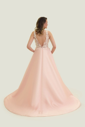 Vogue Prom 7865 #1 default backface vertical thumbnail