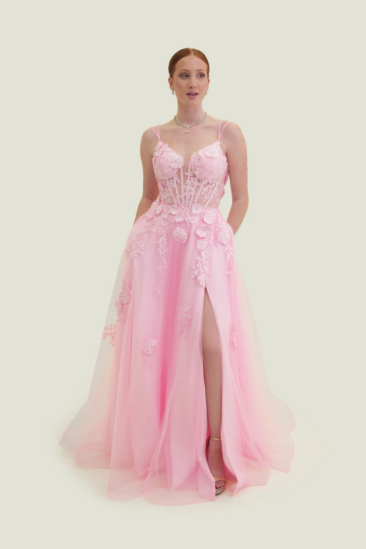 Vogue Prom 7876 Default Thumbnail Image