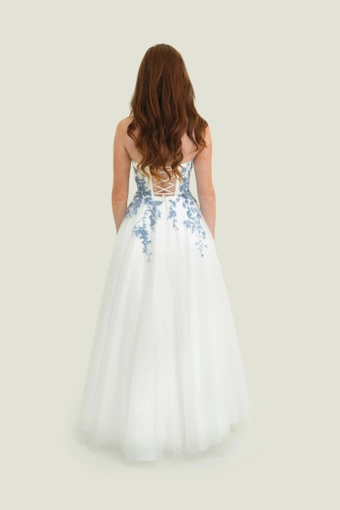 Vogue Prom 7877 #2 backface vertical thumbnail