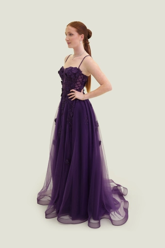 Vogue Prom 7878 #1 frontface vertical thumbnail