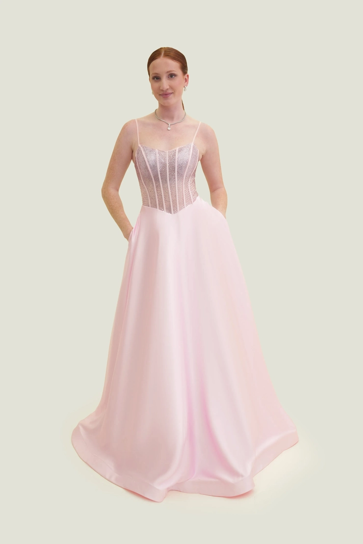Vogue Prom 7879 Default Thumbnail Image