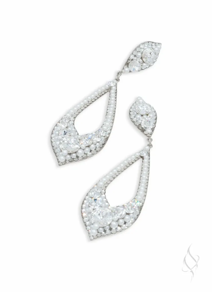 Stefanie Somers Style #ELISSA Pearl #1 vertical picture