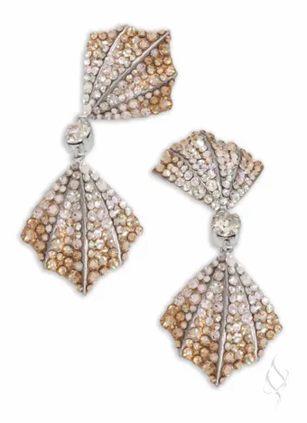 Stefanie Somers Style #FONTEYN Ombre $2 vertical thumbnail