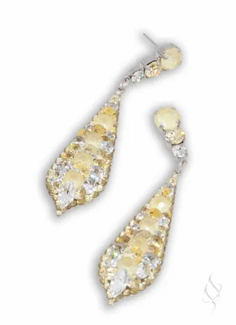 Stefanie Somers Style #KIEV Demi $5 vertical thumbnail