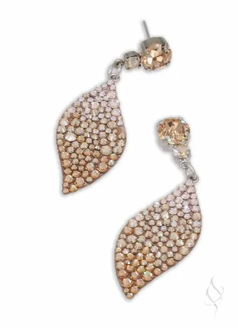 Stefanie Somers Style #NORMA Ombre $0 vertical thumbnail